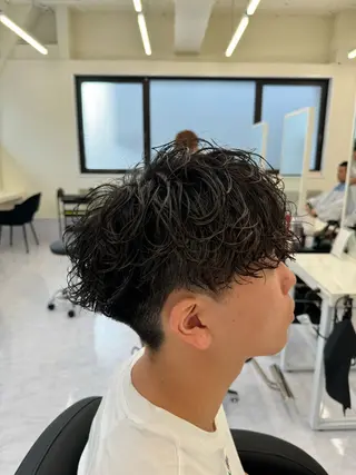 パーマ メンズ little石川 秀のヘアスタイル