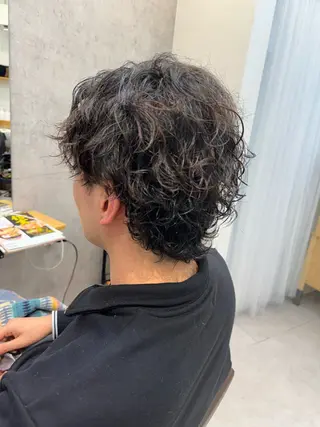 ミディアム パーマ メンズ 似合う髪型見つけます AYAKAのヘアスタイル