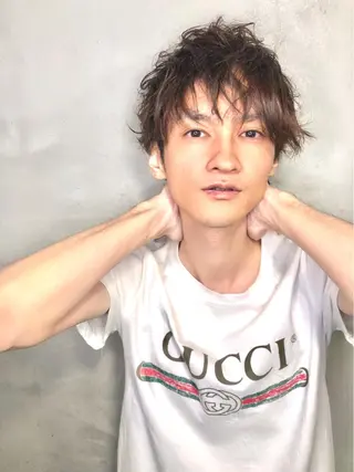 ミディアム メンズ 髪質改善×韓国ヘア 透け感カラーやまたつのヘアスタイル
