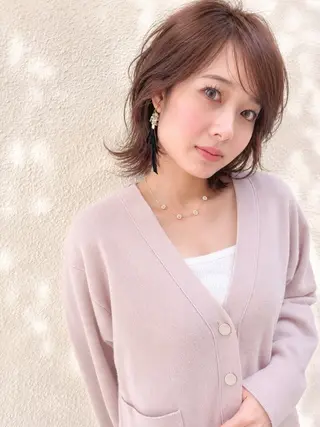 ミディアム カラー grand juteのヘアスタイル