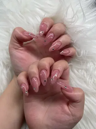 ネイル 安永 彩香のネイルデザイン