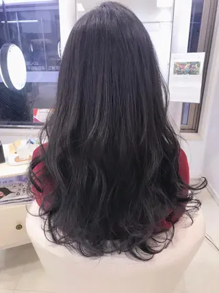 ロング 💫カットはなんでも 得意です✂️のヘアスタイル