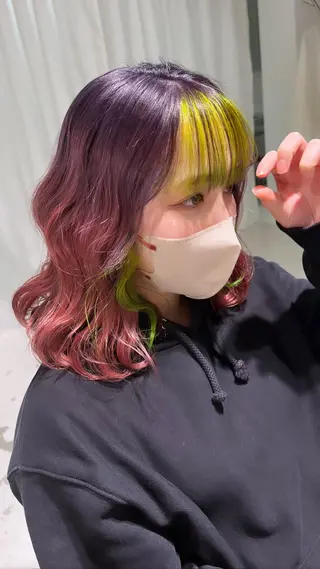 セミロング 🍓ブリーチカラー 🎀nene🍓のヘアスタイル