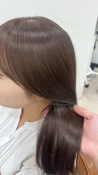 カラー ひなこ♡縮毛矯正/ 艶カラー🤍透明感のヘアスタイル