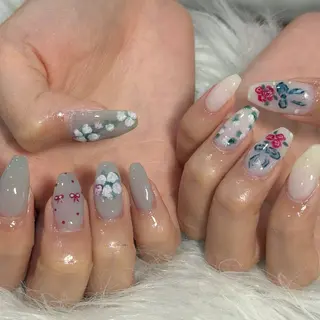 ネイル LAVISH nanamiのネイルデザイン