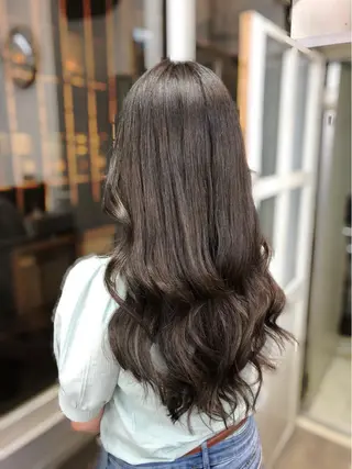 ロング カラー 韓国ヘア🤍髪質改善 🇰🇷AKANEのヘアスタイル