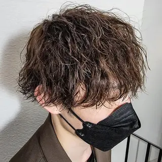 メンズ 特殊パーマ 片山恭兵のヘアスタイル
