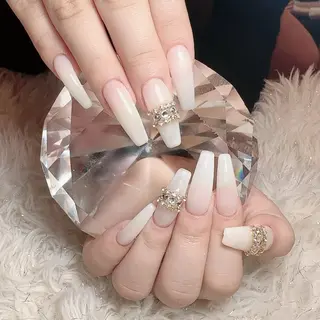 ネイル EMU NAILのネイルデザイン