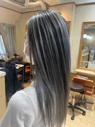 ロング 髪質改善艶髪✂︎小寺 透明感カラーのヘアスタイル