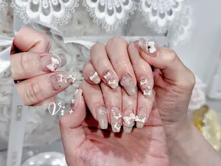 ネイル ✨Nailsalon Vi+✨のネイルデザイン
