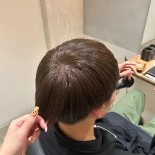ショート カラー メンズ 吉村 芽咲のヘアスタイル