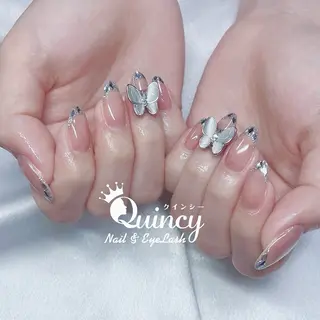 ネイル Quincy ネイル&アイラッシュのマツエク・マツパデザイン