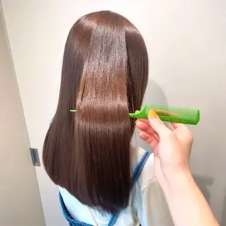 ロング オリーブカラー 💙KARIN🪼のヘアスタイル