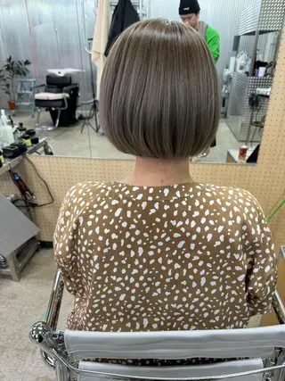 ショート カラー 美髪ナチュラルヘア のぐちよしきのヘアスタイル
