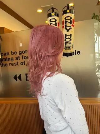 カラー 中村 由紀のヘアスタイル