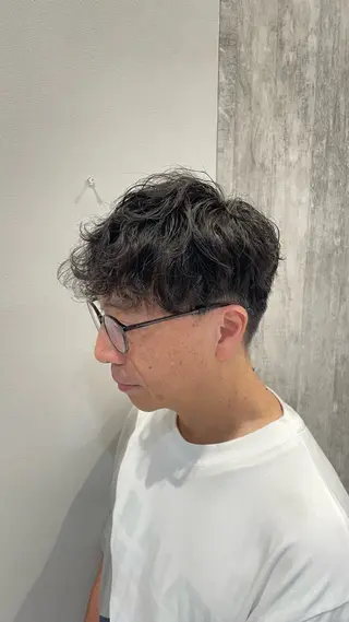 パーマ 河端 春綺のヘアスタイル