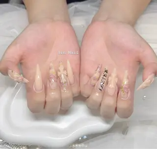 ネイル HIN NAILのネイルデザイン