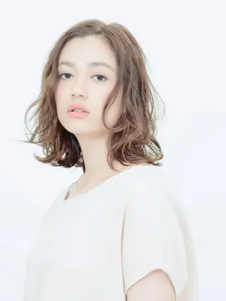 ミディアム 倉橋 俊輔のヘアスタイル