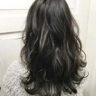 セミロング カラー 若杉 諒のヘアスタイル