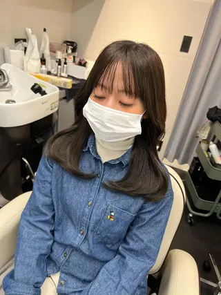 ミディアム カラー 顔まわりの神様✨ 透明感カラー藤嶋秀幸のヘアスタイル