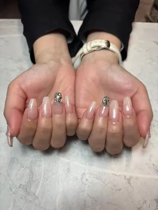 ネイル Yuna 𝝑𝝔*.+゚のネイルデザイン