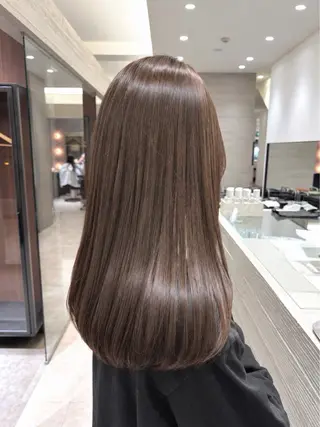 セミロング カラー サキ🤍透明感カラー /レイヤーカットのヘアスタイル