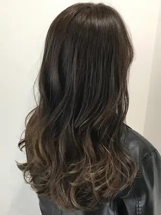 ロング カラー 若杉 諒のヘアスタイル