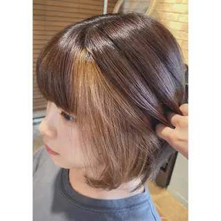 カラー 🩵盛れる顔周り/ 艶カラーemi🩵のヘアスタイル