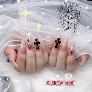 ネイル いちごちゃん Aureaのネイルデザイン