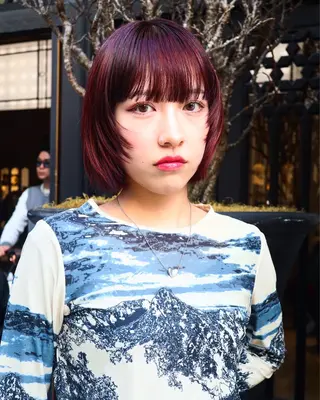 ミディアム カラー レイヤー/ブリーチ iwamiya岩見谷のヘアスタイル