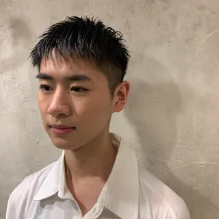 ショート メンズ ウルフ、レイヤー 、メンズカットSHOのヘアスタイル