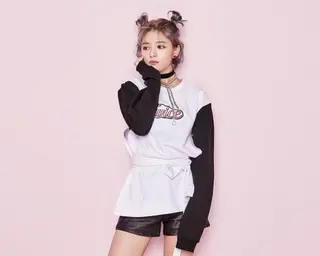 ショート カラー ヘアアレンジ 柔らか垢抜けｶﾗｰと ｶｯﾄ🫧ASUKAのヘアスタイル