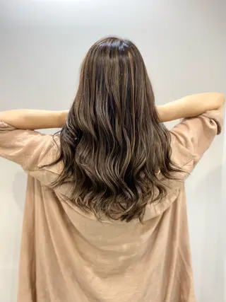 ロング カラー レイヤーカット 赤み消し　店長/大和のヘアスタイル