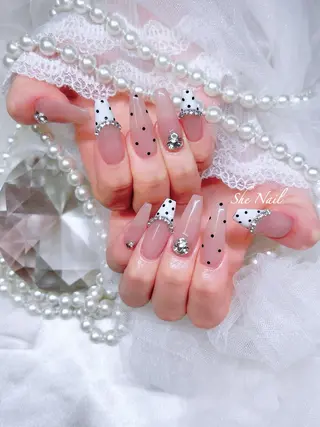 ネイル ISA_ BELLAのネイルデザイン