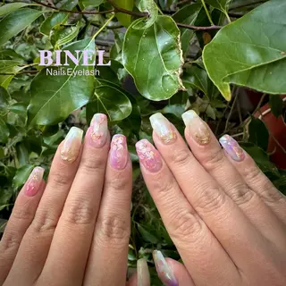 ネイル BINEL REINAのネイルデザイン