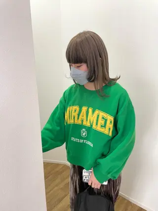 ミディアム カラー 山本 愛永のヘアスタイル