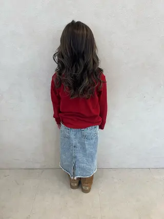 セミロング カラー キッズ AKI 🐉のヘアスタイル