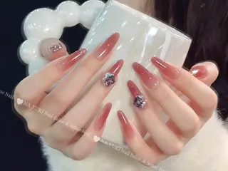 ネイル Luna ✨のネイルデザイン