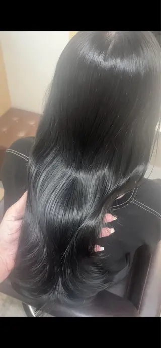 ロング カラー ご新規様限定 透明感カラーKANAのヘアスタイル