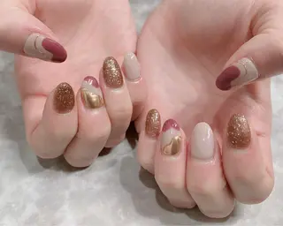 ネイル 長谷川 奈緒美のネイルデザイン