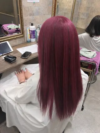 ロング 前田 みのりのヘアスタイル