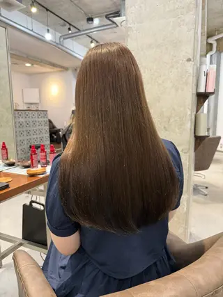 ロング カラー カイリ /レイヤーカットのヘアスタイル