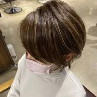 カラー 川瀬 夢来のヘアスタイル