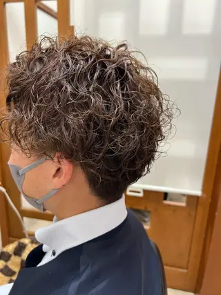 パーマ メンズ 黒崎 美乃里のヘアスタイル