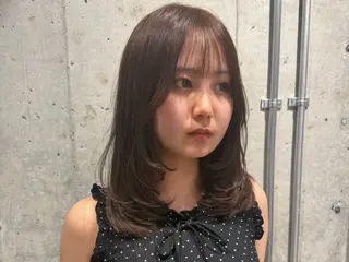 ミディアム カラー 柔め透明感血色カラー 暖色/レイヤー/ゆいのヘアスタイル