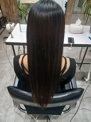 ロング セナ✨ ブリーチカラーのヘアスタイル