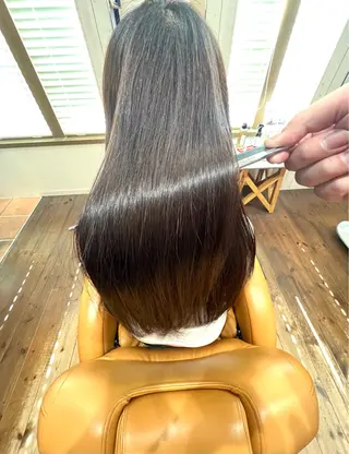 ロング 荒井 博和【艶髪特化】のヘアスタイル