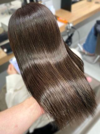 ロング パーマ 艶カラー✨️髪質改善 🪽縮毛矯正mamiのヘアスタイル