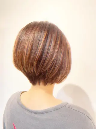 ショート ムラヤマ .のヘアスタイル