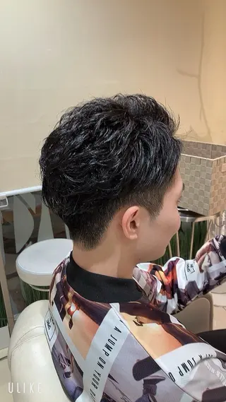 カラー メンズ 横山 鈴名のヘアスタイル